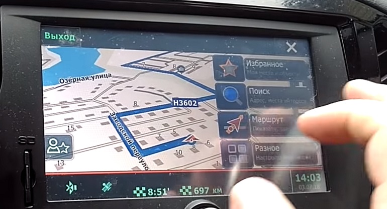 Преимущества штатной навигационной системы в Лада Веста 2020